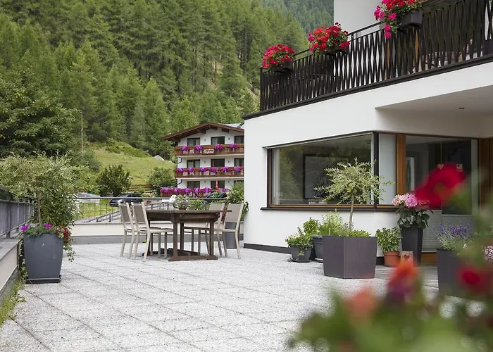 Falkner Apartman Sölden