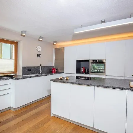 福克纳公寓 公寓